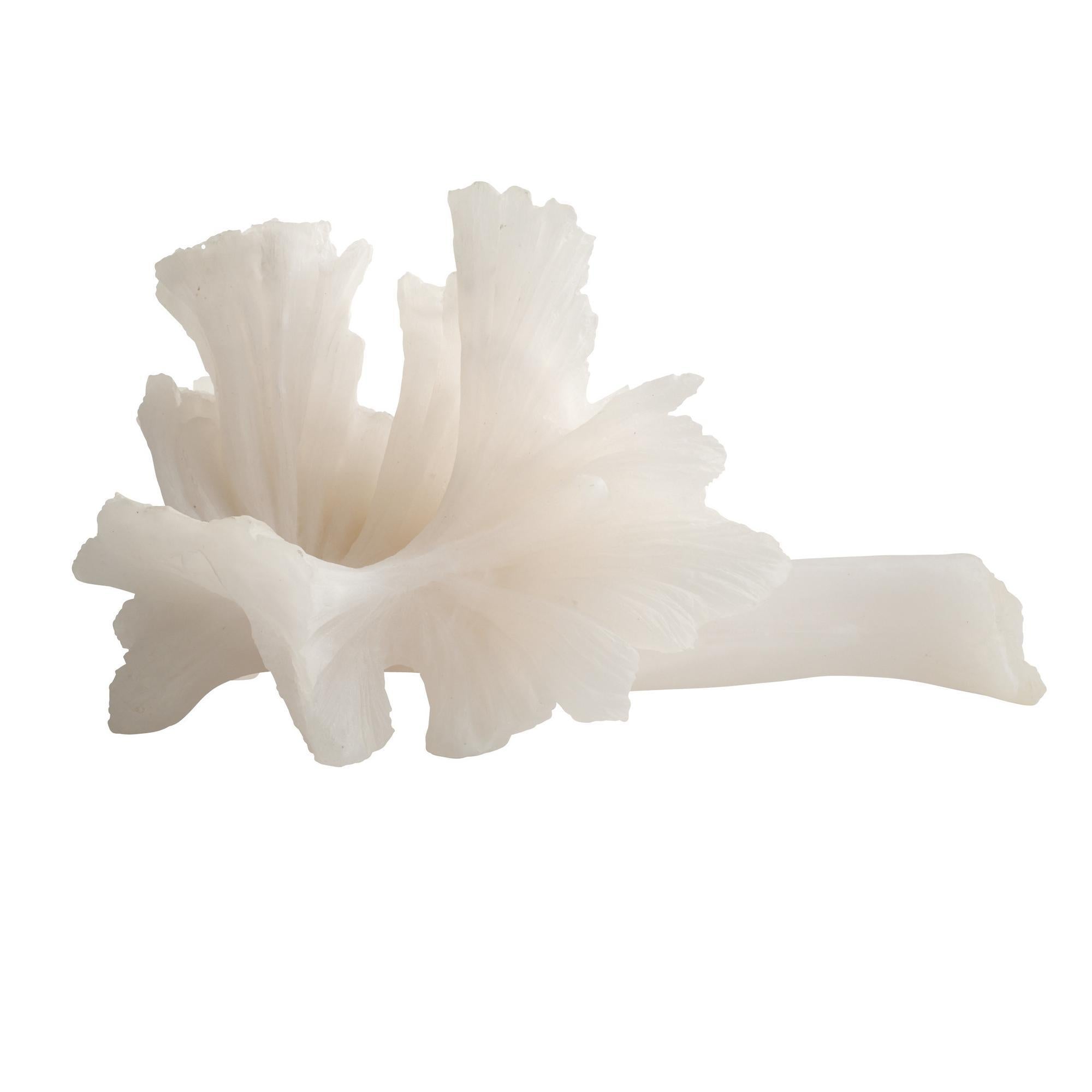 Luca Sculpture - Matte White