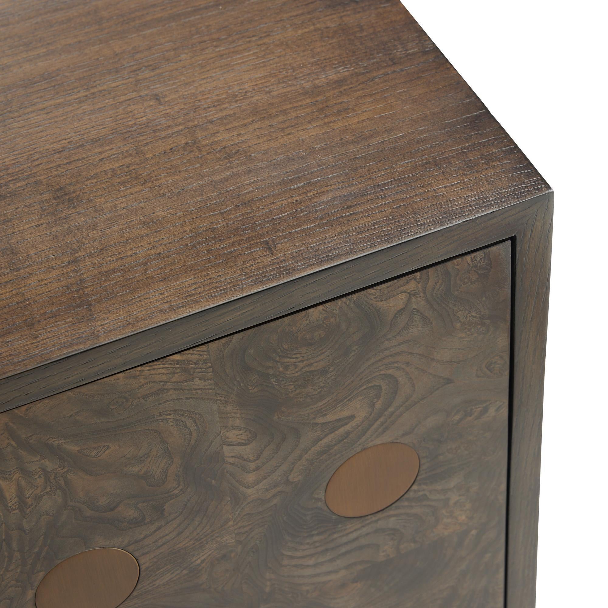 Keanu Cabinet