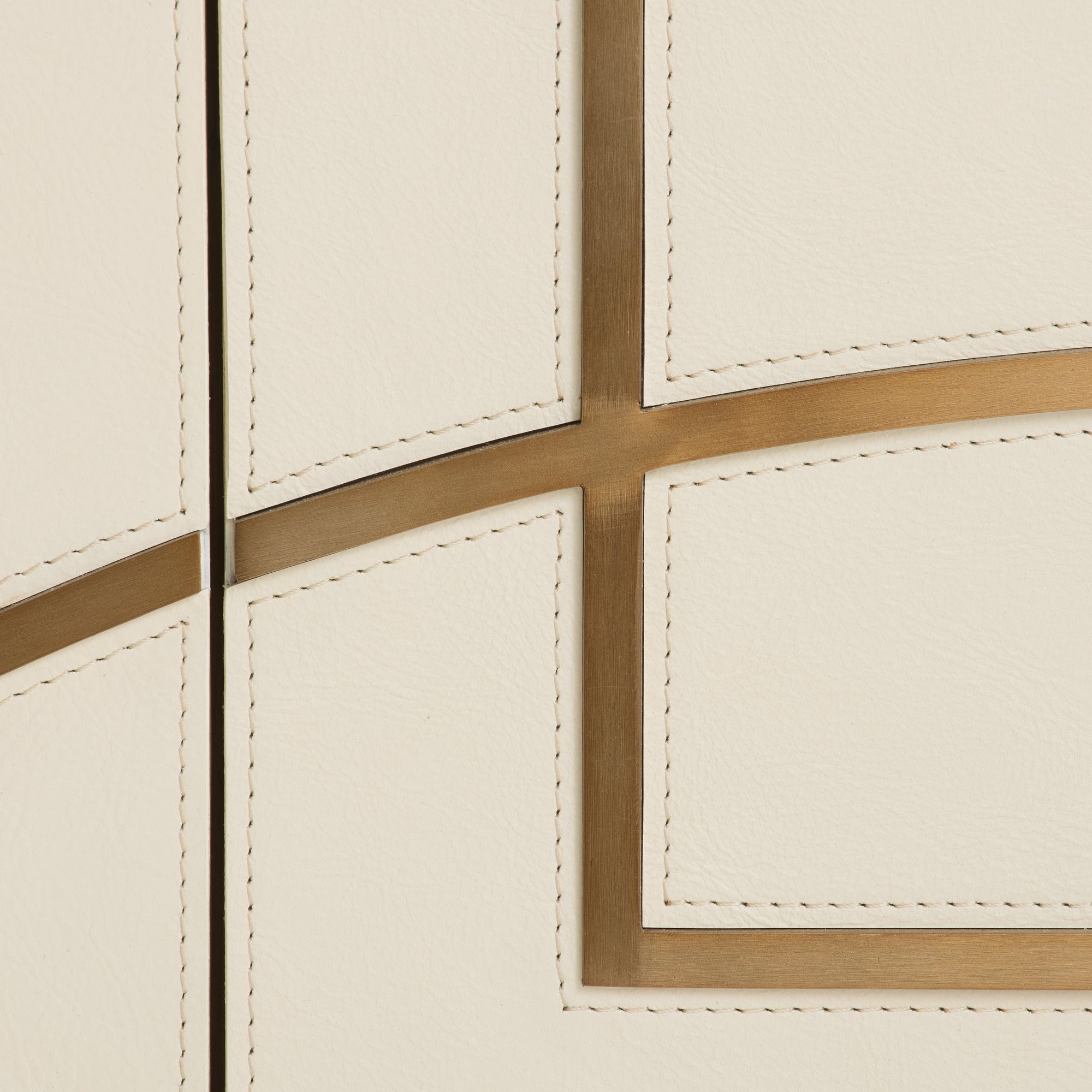 Montevito Credenza