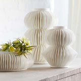Load image into Gallery viewer, Antilles Porcelain Vase Small