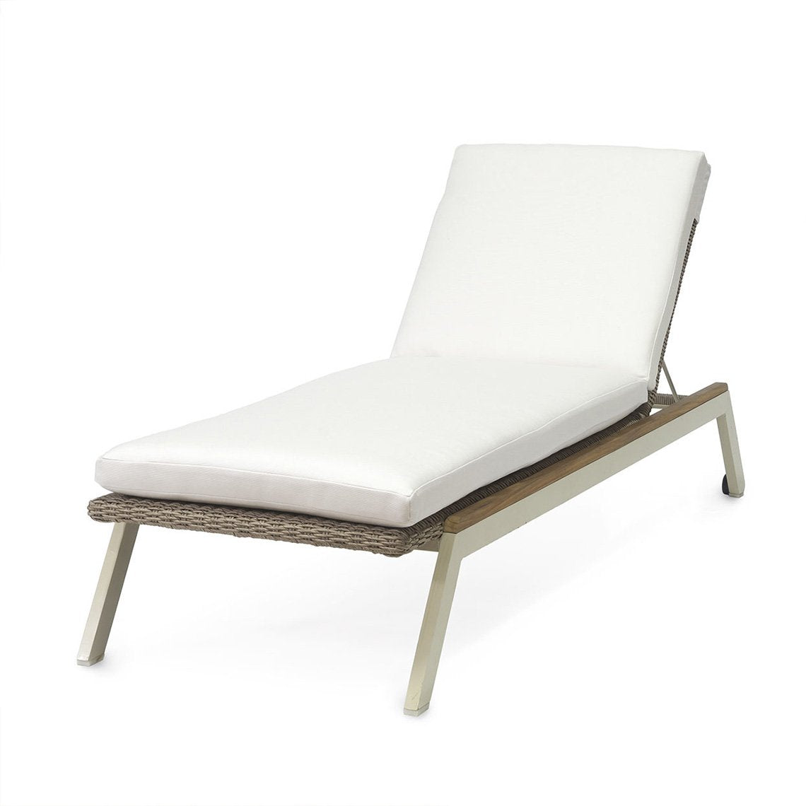 Arona Outdoor Chaise Lounge